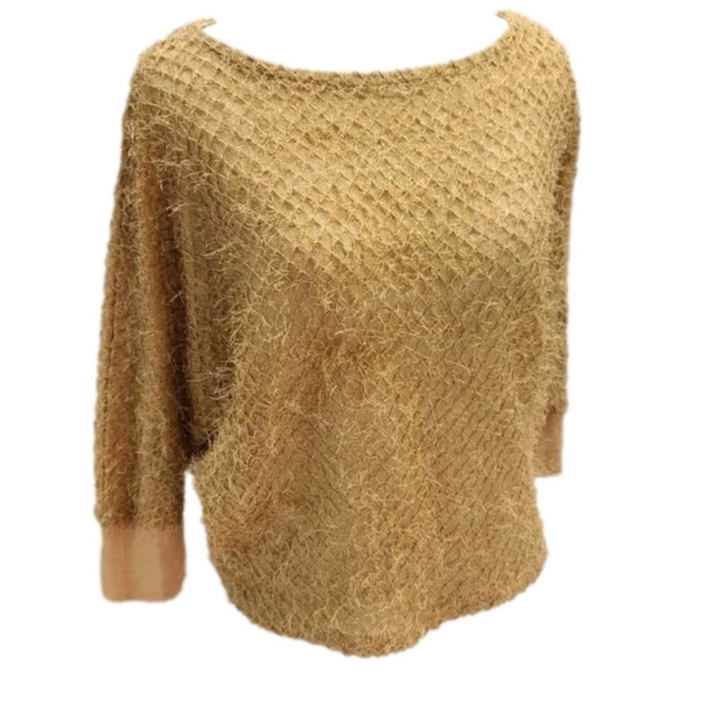 Gianni Bini bat wing three quarter sleeve blouse